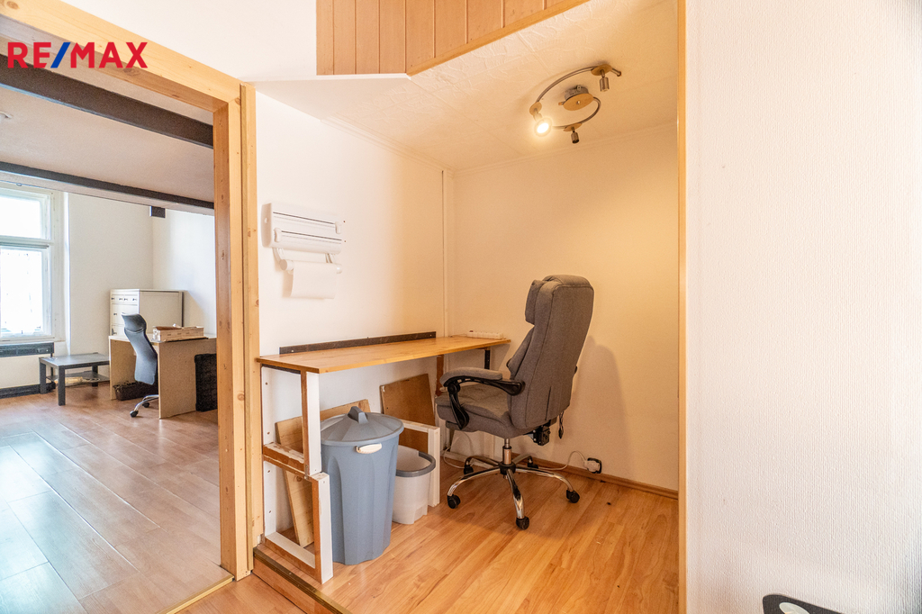 Jídelní kout/pracovna