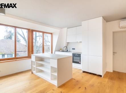 foto-6-1.jpg | Pronájem bytu, 5+kk, 136 m²