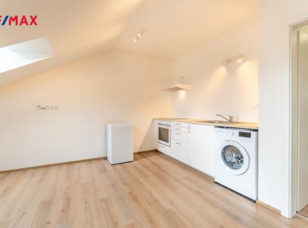 foto-16.jpg | Pronájem bytu, 1+kk, 33 m²