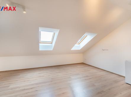 foto-20.jpg | Pronájem bytu, 1+kk, 33 m²