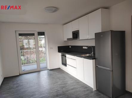 1-2-1.jpg | Pronájem bytu, 2+kk, 65 m²