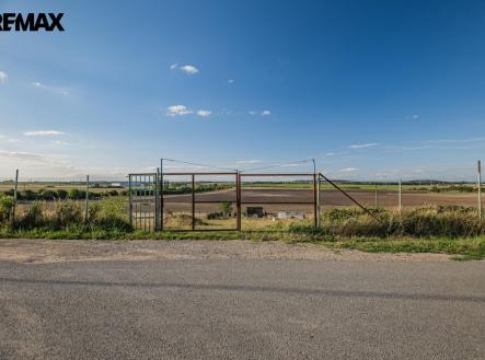 p1521337.jpg | Prodej - pozemek pro bydlení, 1 295 m²