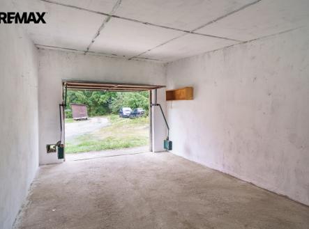 velkacernoc-garaze-4.jpg | Prodej - malý objekt/garáž