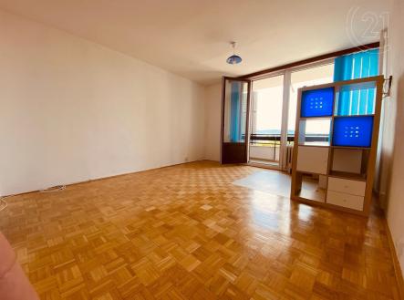 . | Pronájem bytu, 1+kk, 29 m²