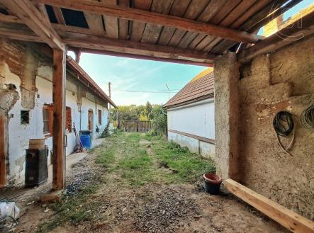 . | Prodej - dům/vila, 280 m²
