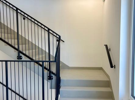 . | Pronájem bytu, 2+kk, 60 m²