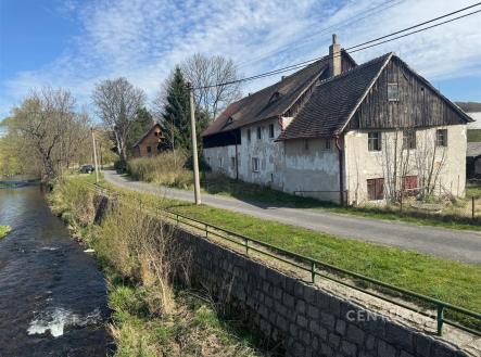 Prodej - dům/vila, 288 m²