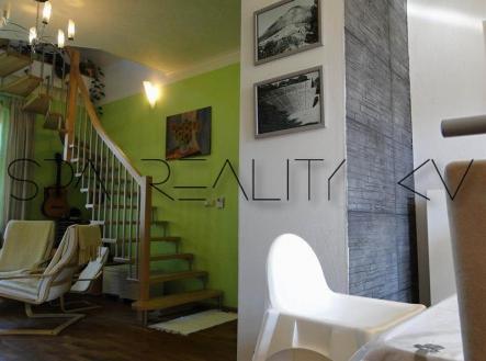 Obrázek k zakázce č | Prodej - dům/vila, 230 m²