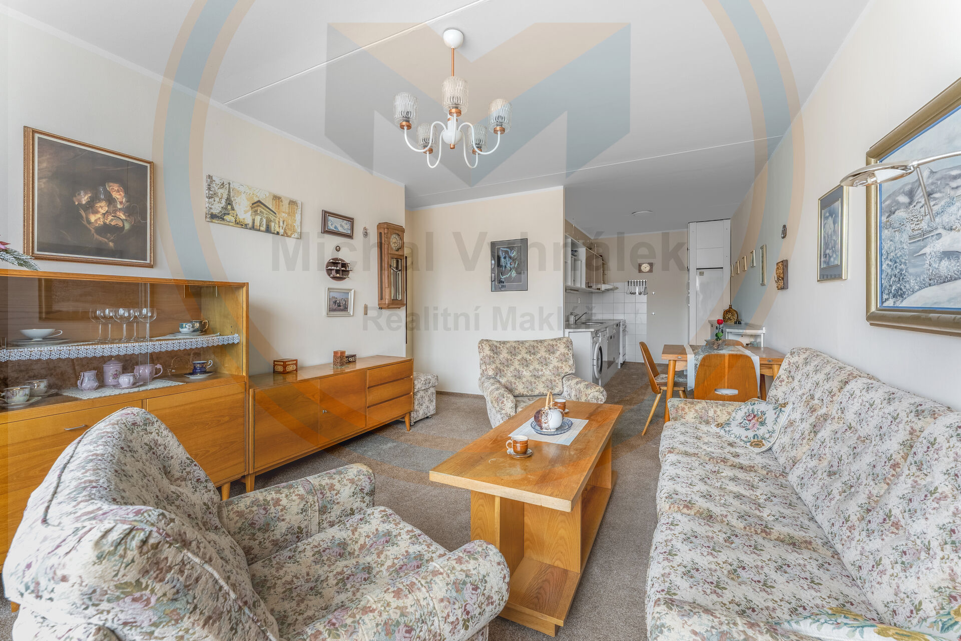 Prodej bytu 3+kk (71 m²) s lodžií a sklepem, Letovská, Praha Letňany