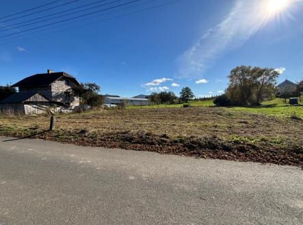 bd0f4a5a-58e9-4d5f-ba65-5e5e63e96a5b | Prodej - pozemek pro bydlení, 964 m²