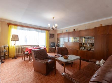 1 | Prodej - dům/vila, 194 m²