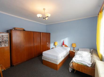 3 | Prodej - dům/vila, 194 m²