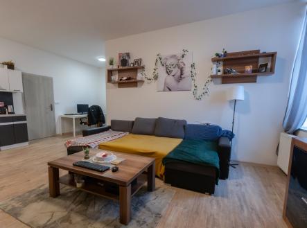 2 | Pronájem bytu, 2+kk, 64 m²