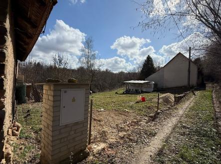 68788a4c-ca48-45d7-b649-85ad436253e7 | Prodej - pozemek pro bydlení, 354 m²