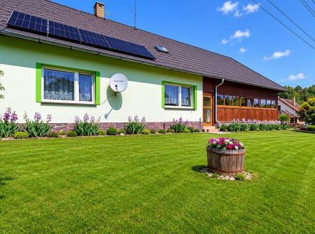1f039585-da34-4f4f-9f8d-4640e442d683 | Prodej - dům/vila, 185 m²