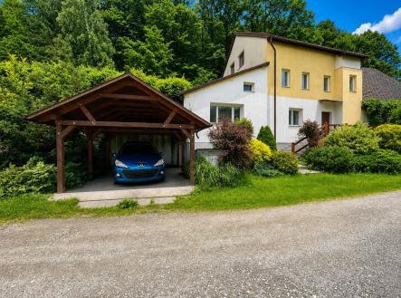 1b23514f-6172-4859-9683-096acdbdd7ec | Prodej - dům/vila, 220 m²