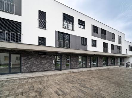 . | Pronájem - obchodní prostor, 101 m²