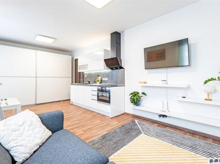 . | Pronájem bytu, 1+kk, 32 m²