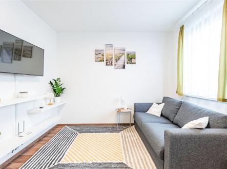 . | Pronájem bytu, 1+kk, 32 m²