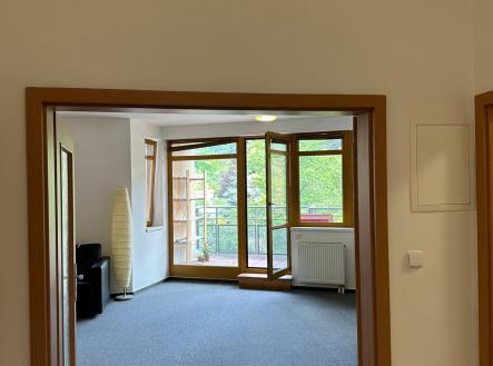 . | Pronájem bytu, 1+kk, 60 m²