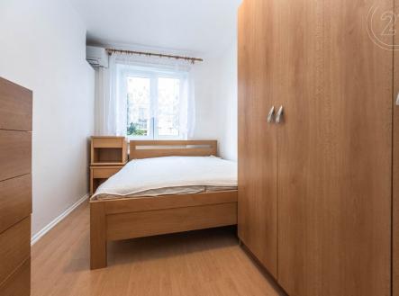 . | Pronájem bytu, 2+kk, 43 m²