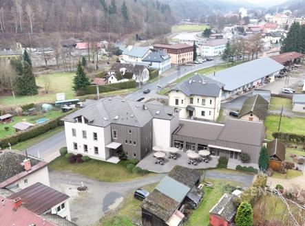 Prodej - nájemní dům, 1 380 m²