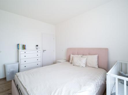 . | Pronájem bytu, 4+kk, 102 m²