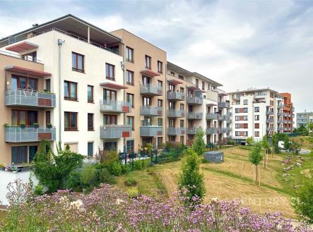 . | Pronájem bytu, 4+kk, 102 m²