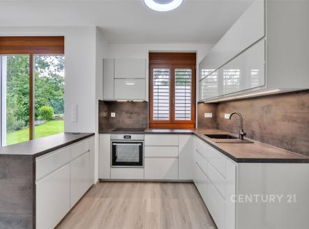 . | Prodej - dům/vila, 150 m²