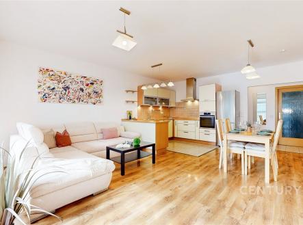 . | Pronájem bytu, 3+kk, 74 m²