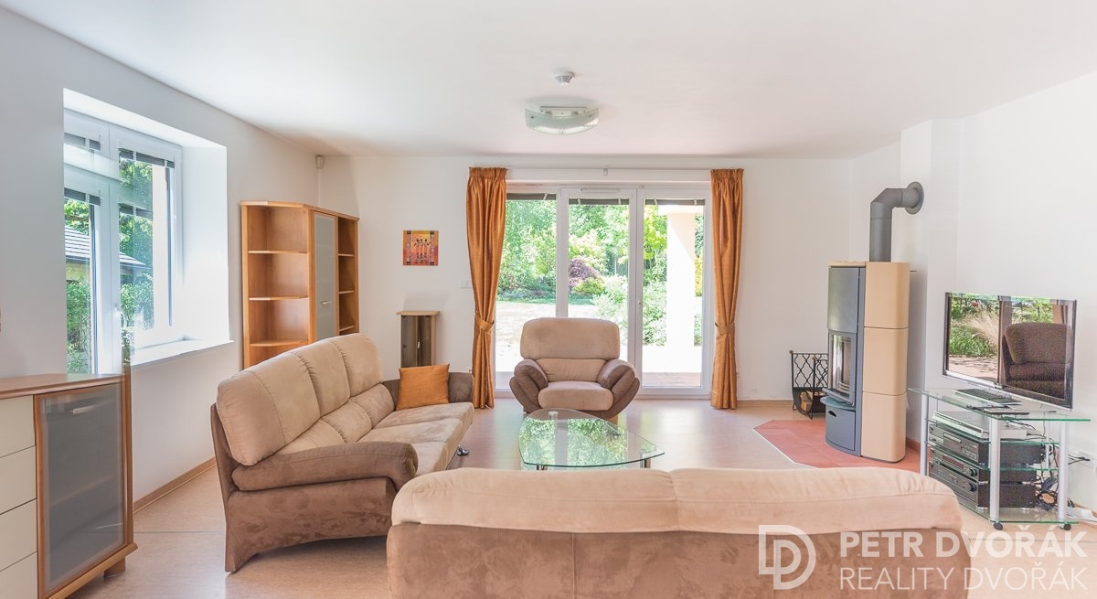 GW2Q54691200 pix www