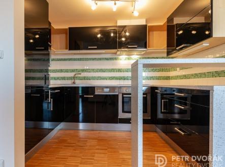 GW2Q8281 | Pronájem bytu, 2+kk, 56 m²