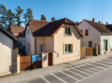 . | Prodej - dům/vila, 262 m²