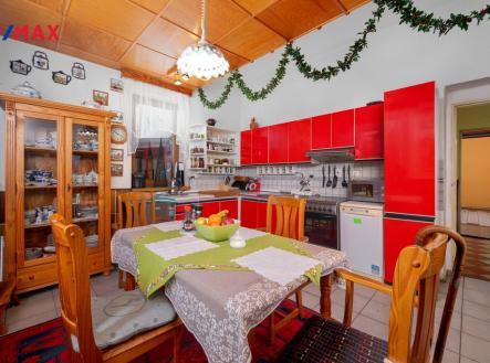 2024-12-23-09-22-43-cz8-9960.jpg | Prodej - dům/vila, 270 m²