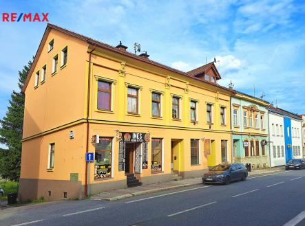 20250604-174039-resized-2.jpg | Prodej - nájemní dům, 470 m²