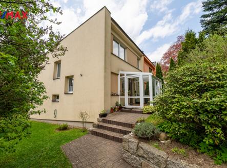 2025-04-23-13-14-57-cz8-9284.jpg | Prodej - dům/vila, 142 m²