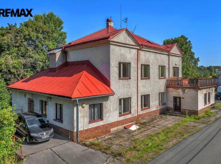 Prodej - nájemní dům, 722 m² obrázek