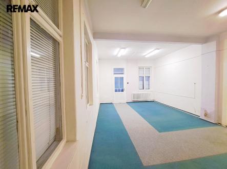 20260114-160843-resized.jpg | Pronájem - skladovací prostor, 185 m²