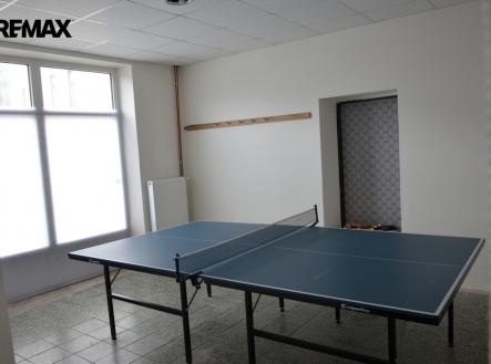 1. část prostoru | Pronájem - obchodní prostor, 78 m²