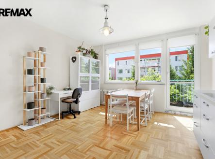 012.jpg | Prodej bytu, 3+1, 72 m²
