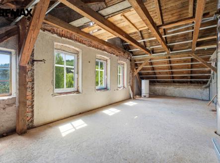 008.jpg | Prodej bytu, 3+kk, 82 m²