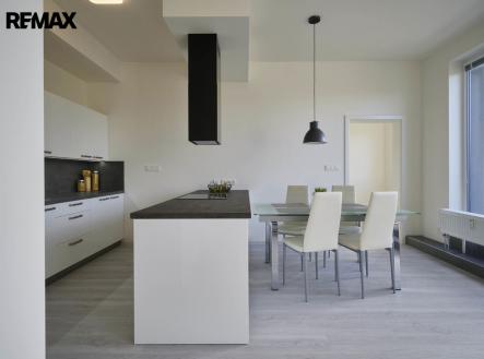 601-7.jpg | Pronájem bytu, 4+kk, 102 m²