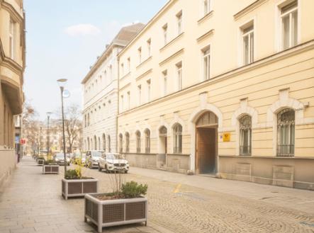 ulpostovni-15a.jpg | Pronájem - obchodní prostor, 89 m²
