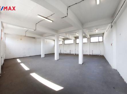 img-2284.jpg | Pronájem - skladovací prostor, 133 m²