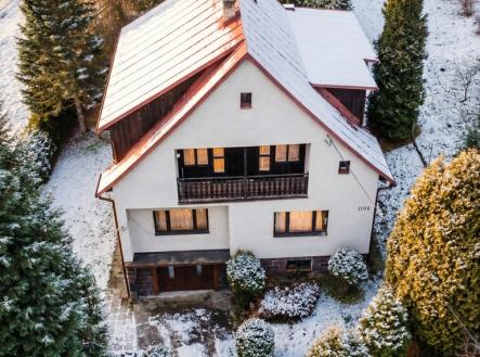 Čelní pohled | Prodej - dům/vila, 180 m²