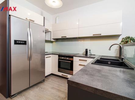 img-3273-1.jpg | Pronájem bytu, 4+kk, 99 m²
