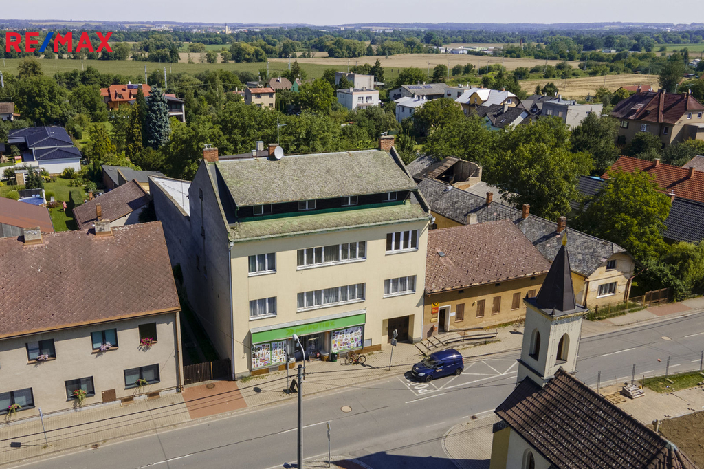 +420 739 604 767 I www.vaclavadamcik.cz I vaclav.adamcik@re-max.cz