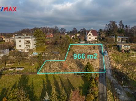  +420 739 604 767 I www.vaclavadamcik.cz I vaclav.adamcik@re-max.cz | Prodej - pozemek pro bydlení, 966 m²