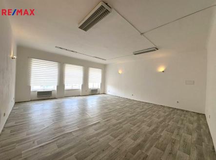 Pronájem - kanceláře, 78 m² obrázek