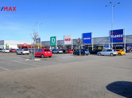 dscf7581.jpg | Pronájem - obchodní prostor, 224 m²